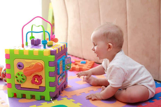 Cómo Elegir Juguetes Sensoriales para Tu Bebé: Guía Completa para Padres